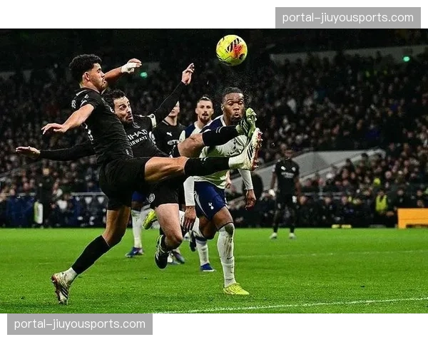 热刺进攻推进缺乏纵深 索兰克孤立无援难获支援